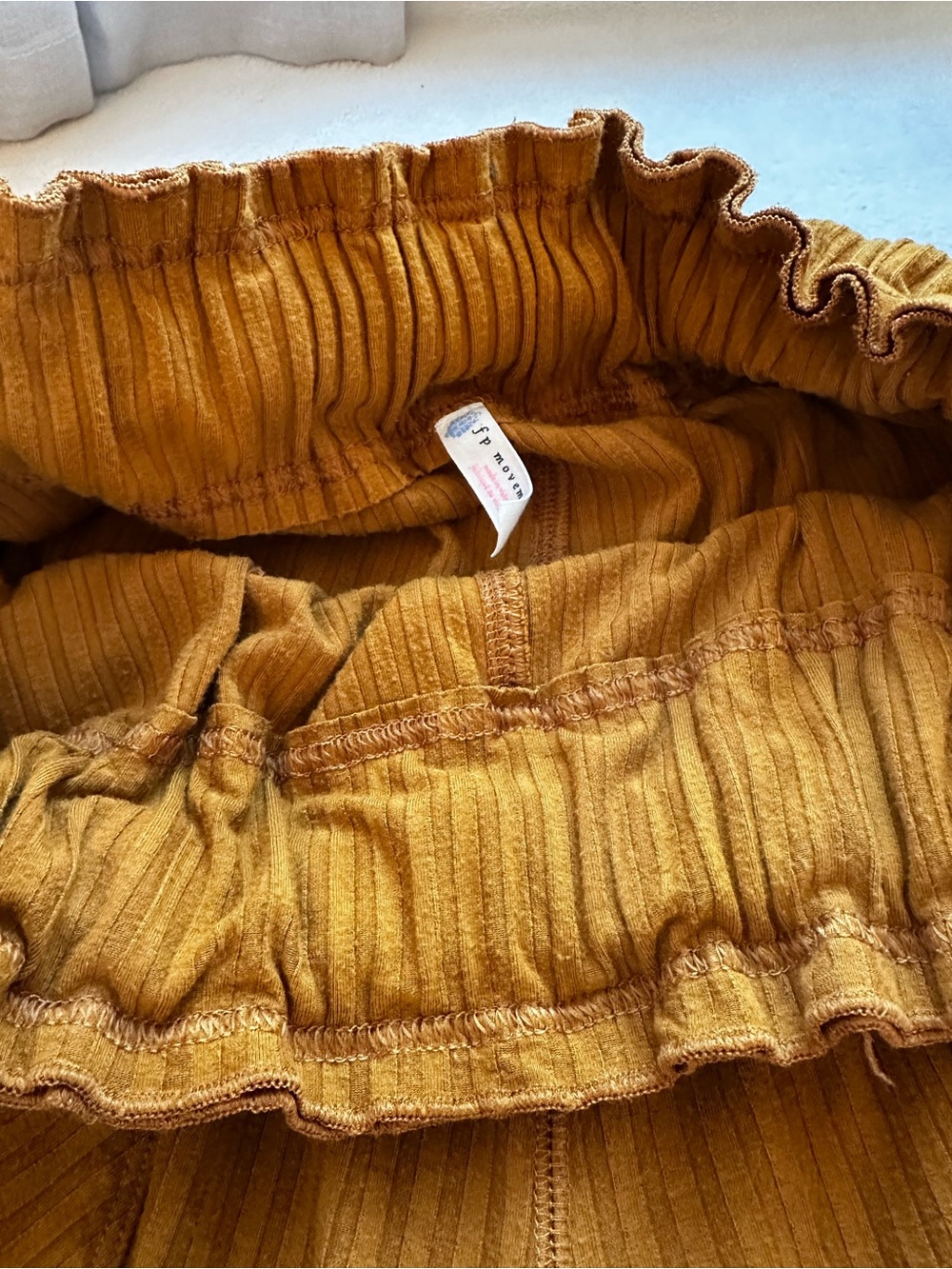 Free People Pleated Wide-Leg Skirt/Pants in Mustard gold size Small - Picture 3 of 12